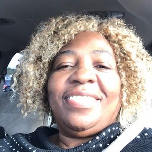 Meet your Posher, Marian